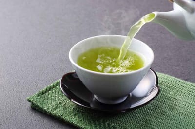 Benefits of Green Tea for Skin & Hair
