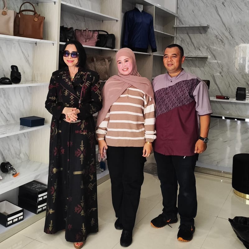 Kurasi Produk Kulit & Syukuran Gedung Piazza Firenze