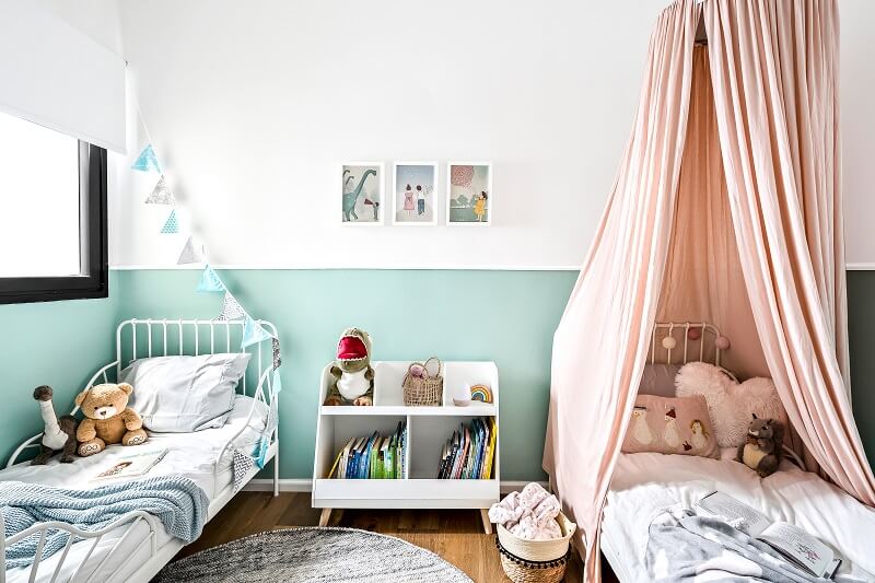 החדר שבו הקסם קורה - חדר ילדים משותף לשניים