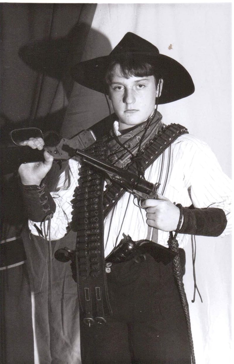 Kyle Bagley,(Kacey Bennett Donk/Cookie)