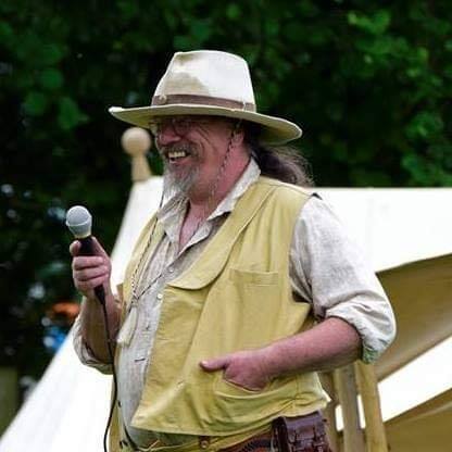 Dave Small ( aka Montgomery Alowishus Alabama , Ali for short)