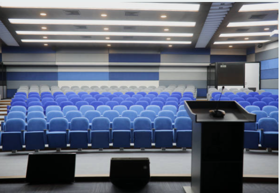 Location salle de réunion tout équipée, lumineuse Oullins