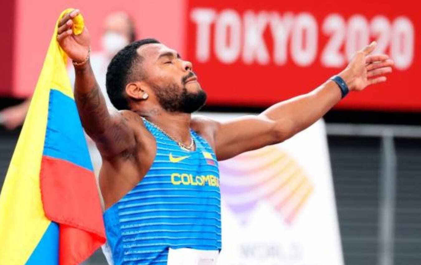 ¡Locura Olímpica! Zambrano consigue plata en atletismo, deporte rey de los olímpicos.