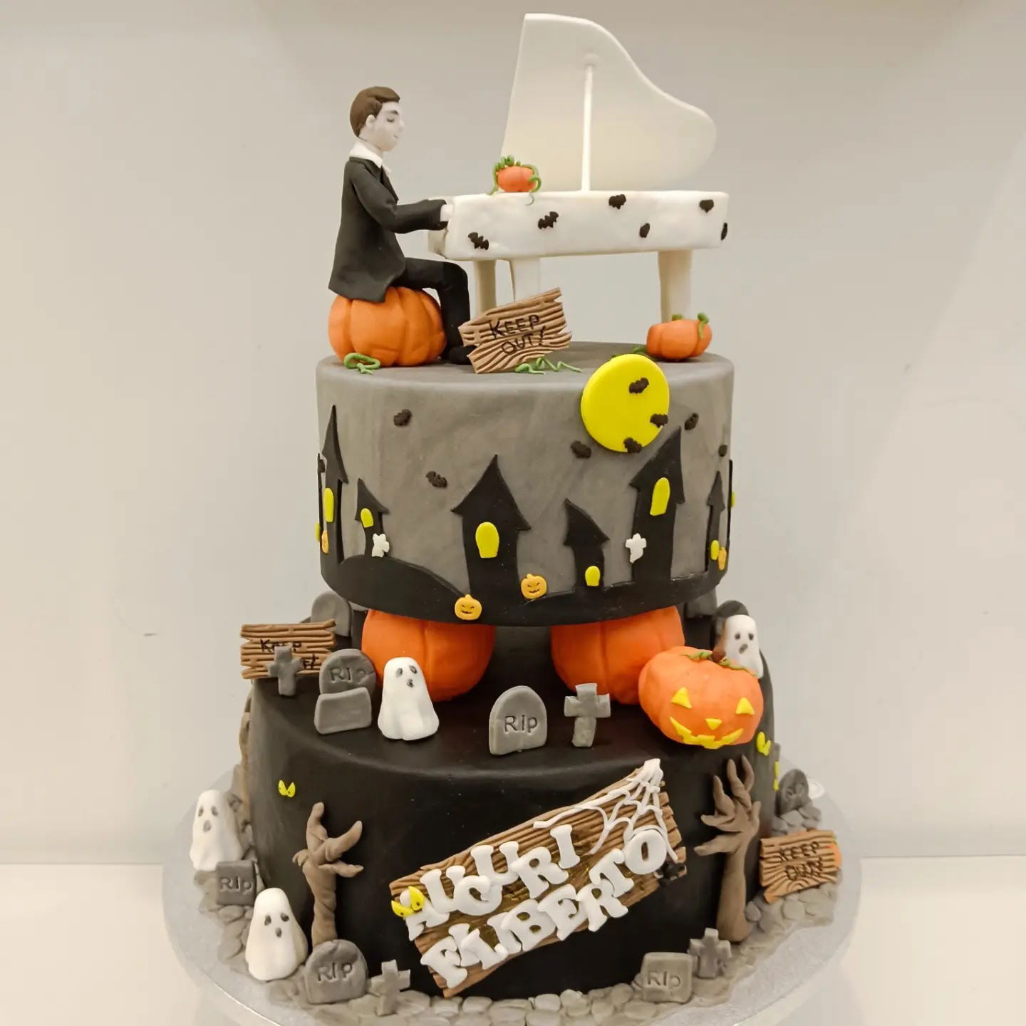 Halloween Cake