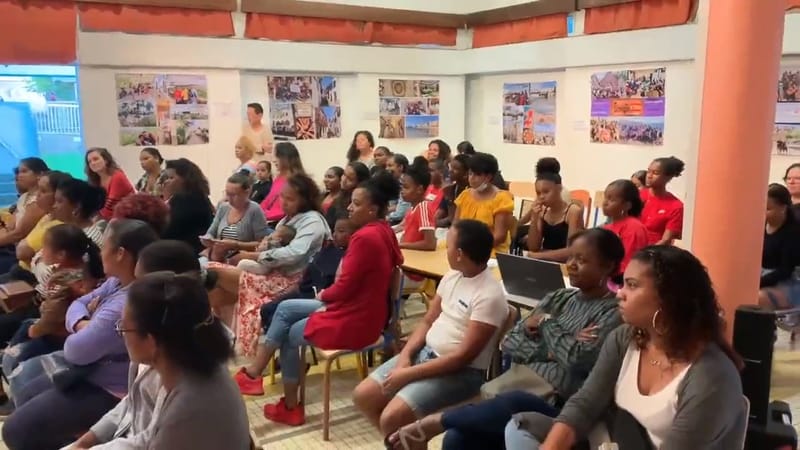 Difusión del proyecto entre las familias de PLATEAU GOYAVES.