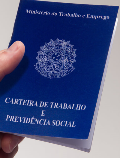 Se eu perder o emprego, posso, automaticamente, deixar de pagar pensão?