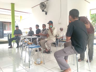 RAPAT PEMBAHASAN PENERIMA BLT DESA AJAKKANG
