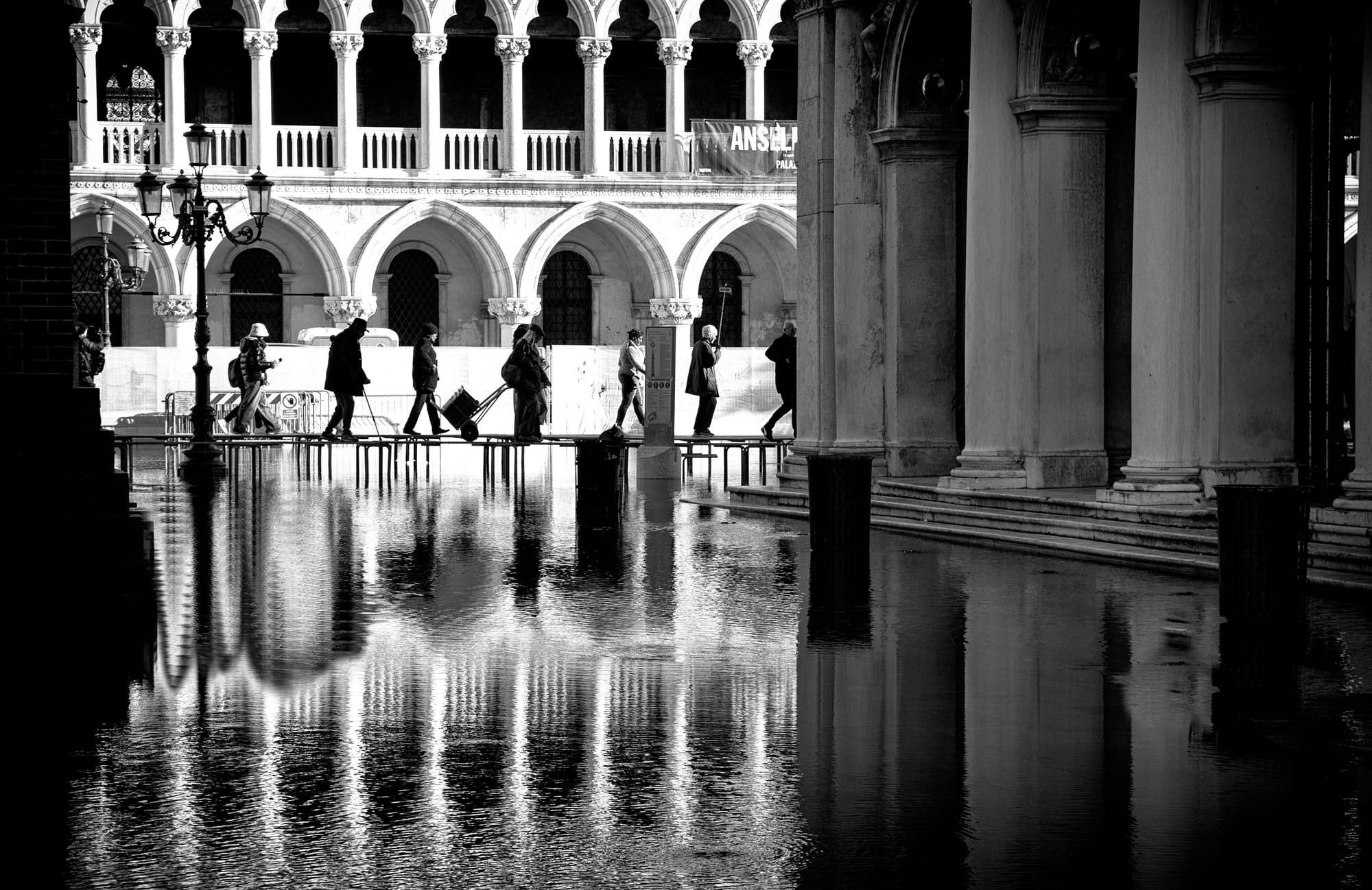 "Acqua Alta e passerelle"