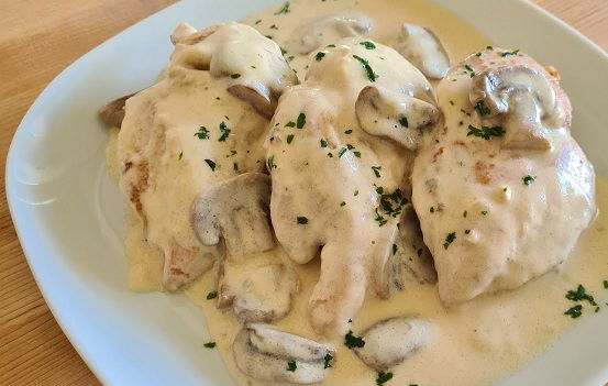 Pechuga en salsa de Champiñones