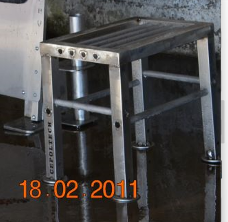 PASLANMAZ ÇELİK ARABA PASPASI YIKAMA SEHPASI SR1