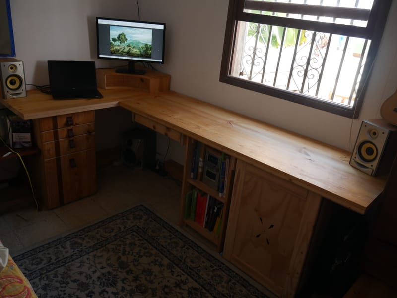 Escritorio // Desk