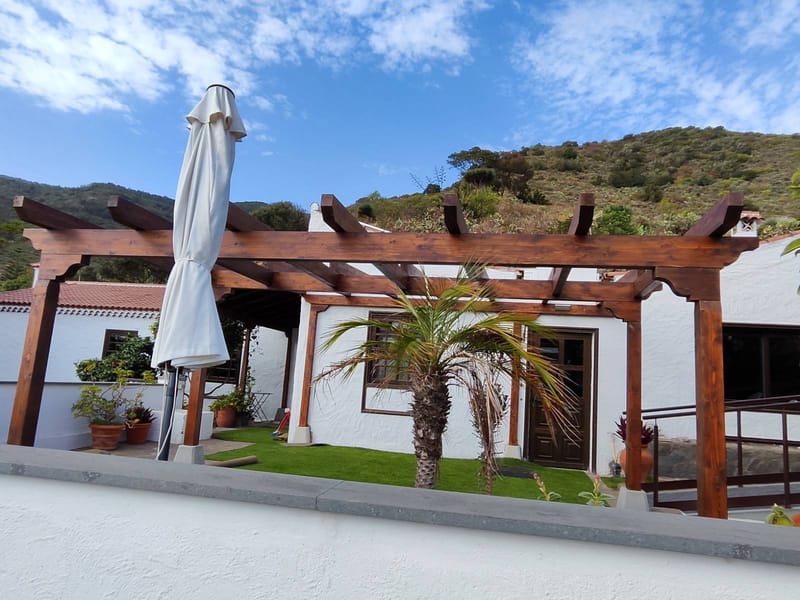 Pergola con escaloncito // Pergola of two different levels