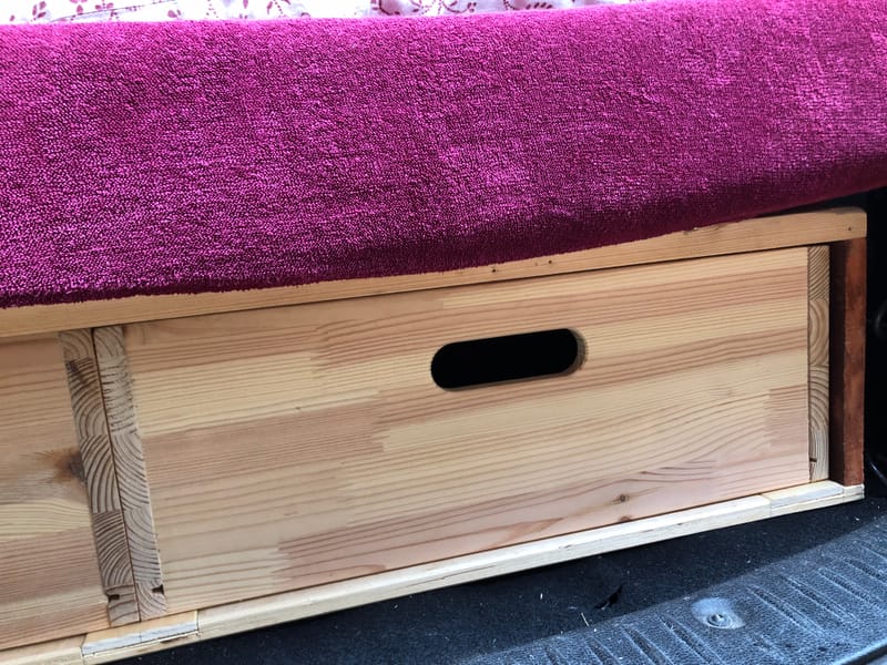 Mueble de un Dacia