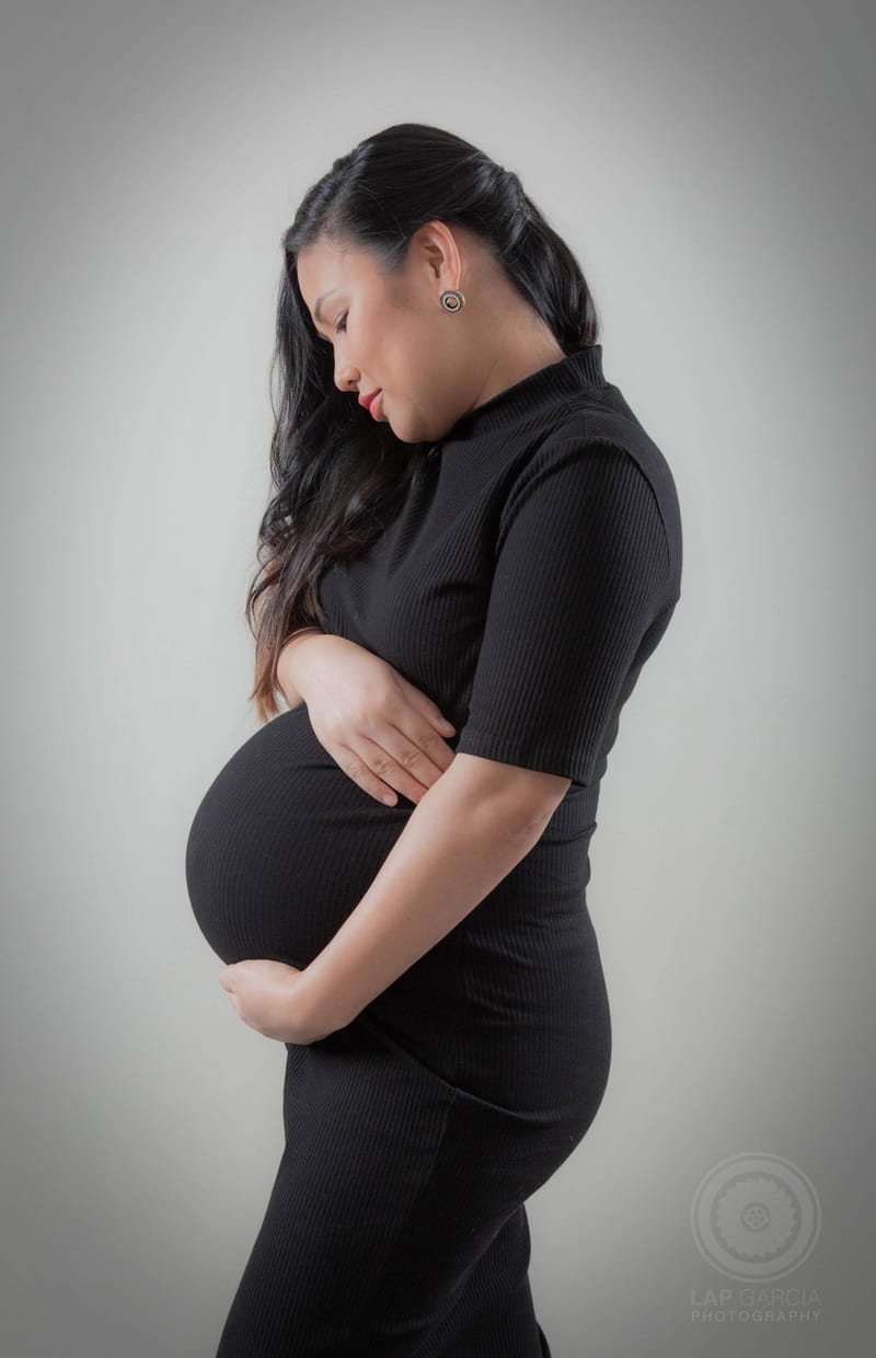Maternity Shoot (Family)