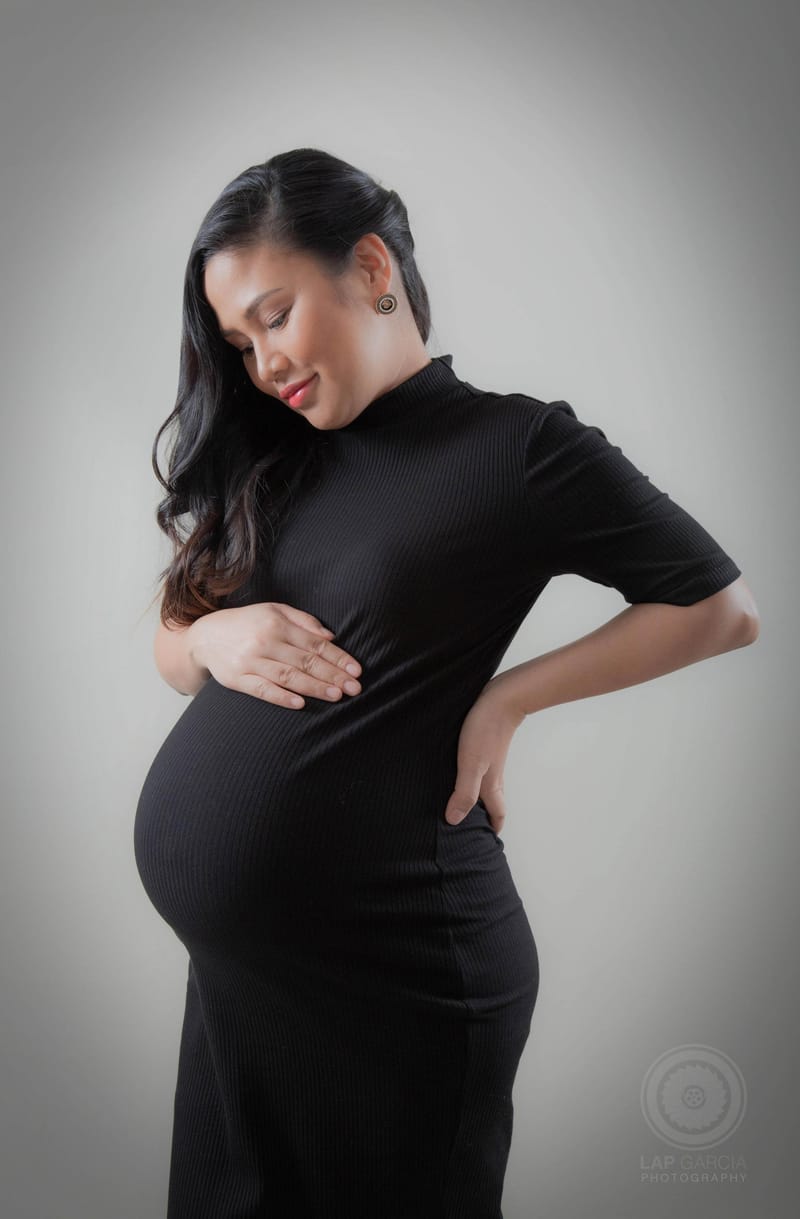 Maternity Shoot (Family)