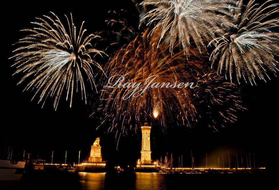 Feuerwerk am Lindauer Hafen