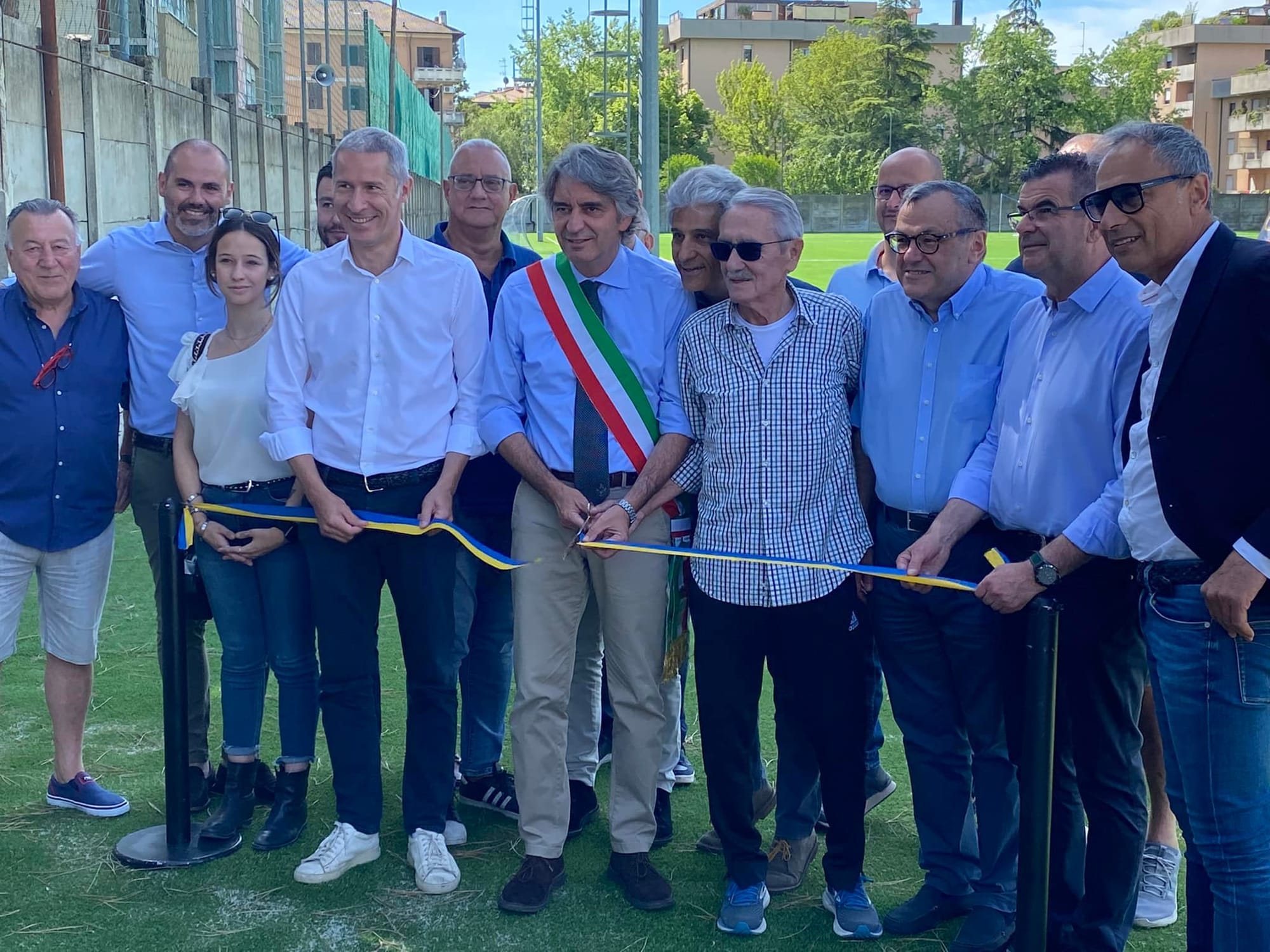 INAUGURATO IL NUOVO CAMPO SINTETICO