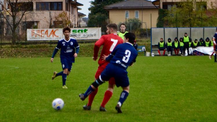 AL GIRO DI BOA BENE SOLO GLI UNDER 17: SCIVOLONE DELLA PRIMA SQUADRA A LUGAGNANO