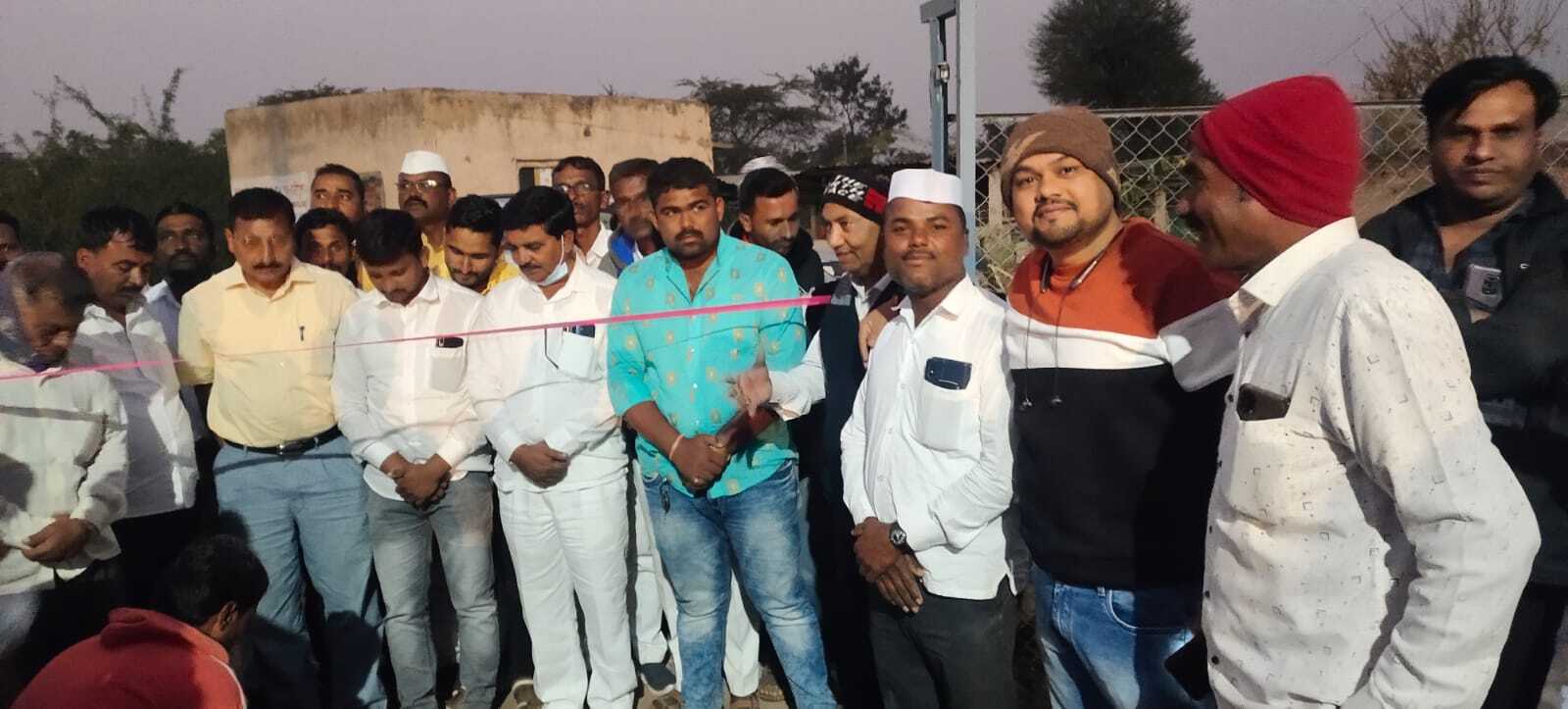 कवठे येमाई येथे नवीन क्रीडा संकुलाचे उदघाटन
