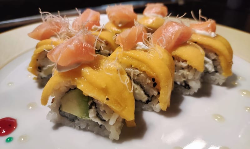 【 Mango Salmone Roll 】8pz