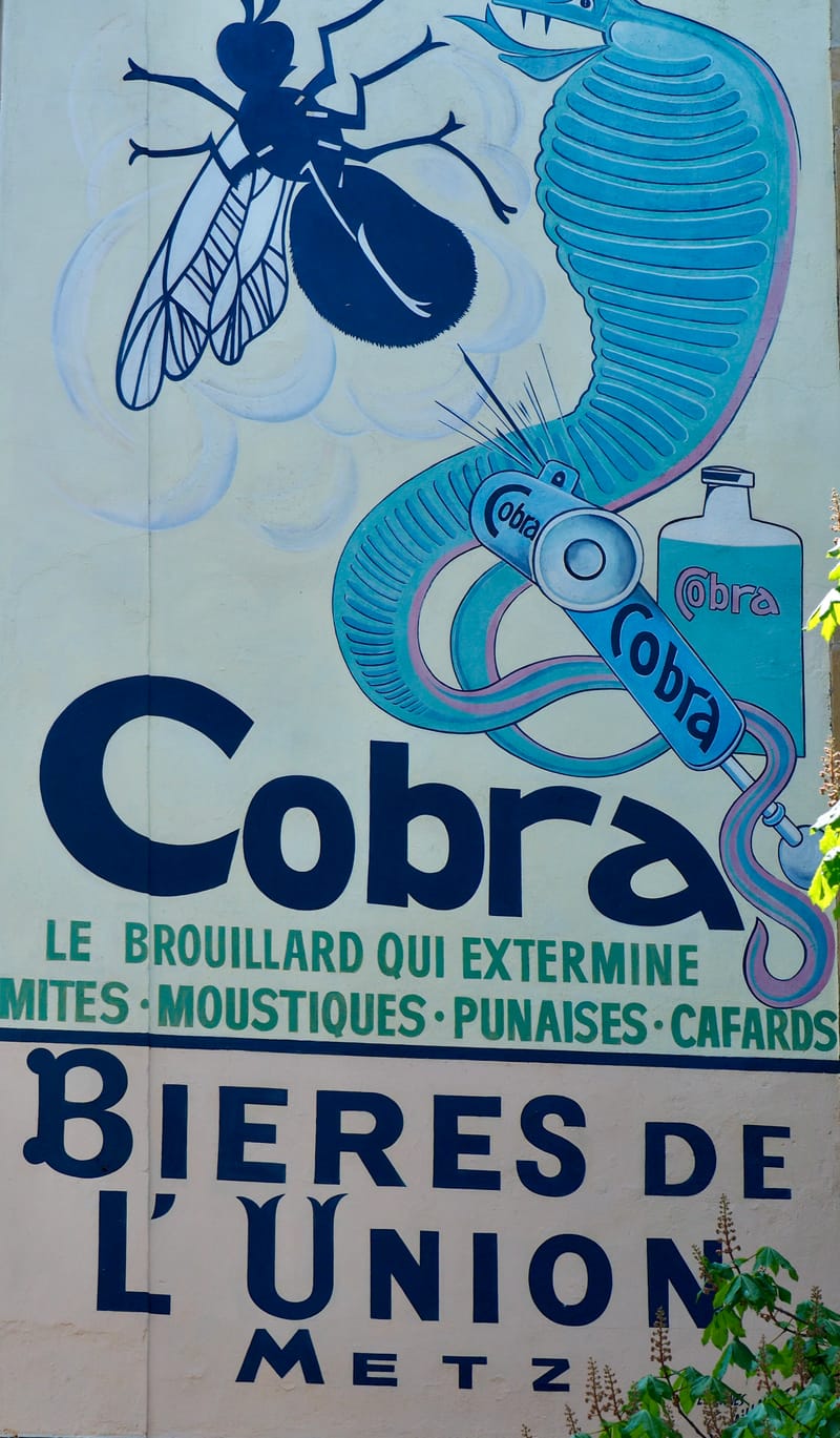 Retrouvez les pages dans l'onglet '"BALADES URBAINES" 