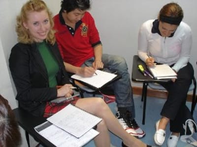Dificultad en inglés: los 3 aspectos más complicados y cómo superarlos.