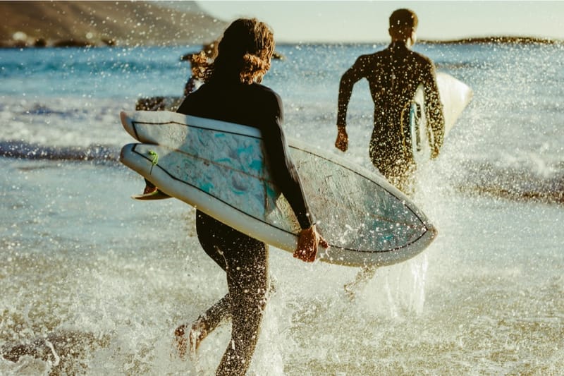 SURFING LESSON