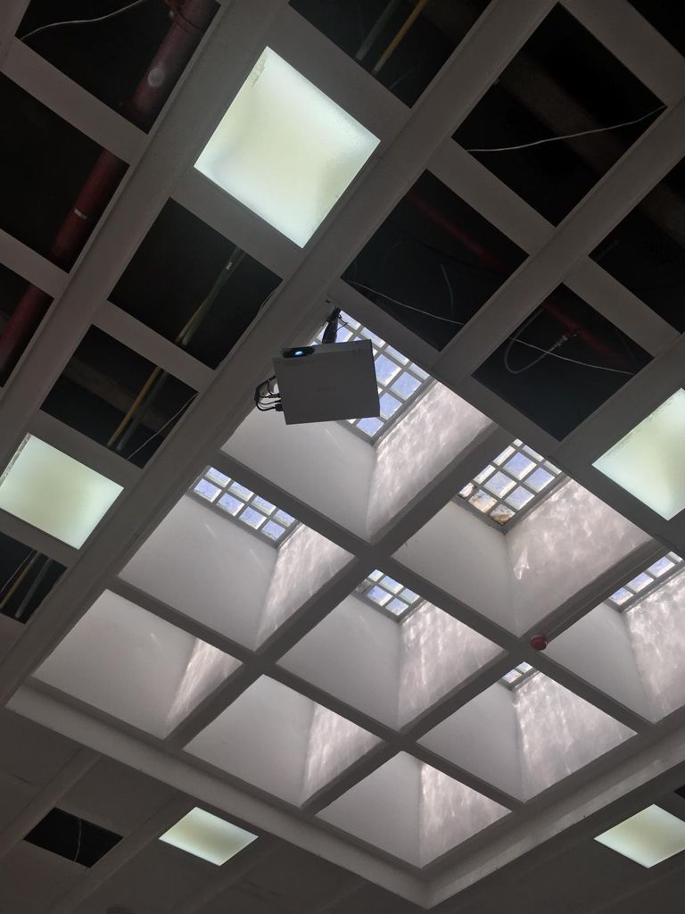 התקנות חדרי הקרנה