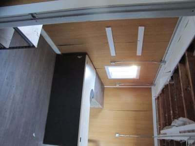          44&#039; X 10&#039; TRIPLE AXEL OFFICE / WORK SITE TRAILER FOR SALE BY PRIVATE TREATY image