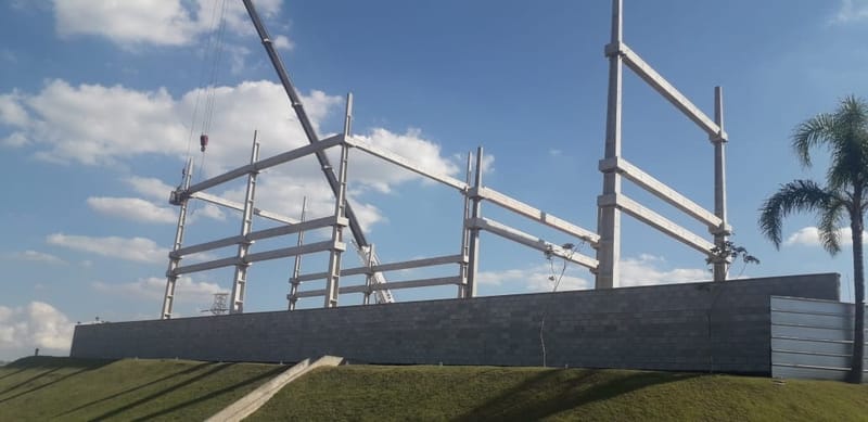 CONSTRUÇÃO