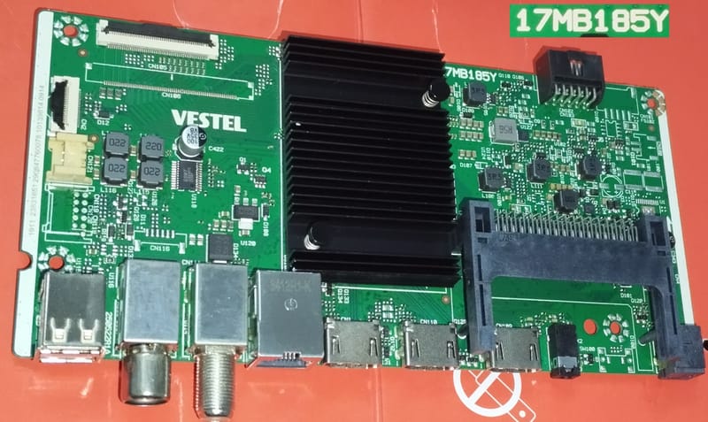 Mainboard Scheda Madre Telefunken 17mb82s 23279818 te32182b301c10