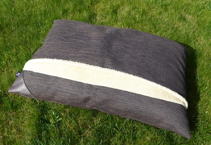 Med Deluxe Snuggle Bed