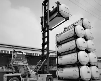 BE AN INVESTOR image