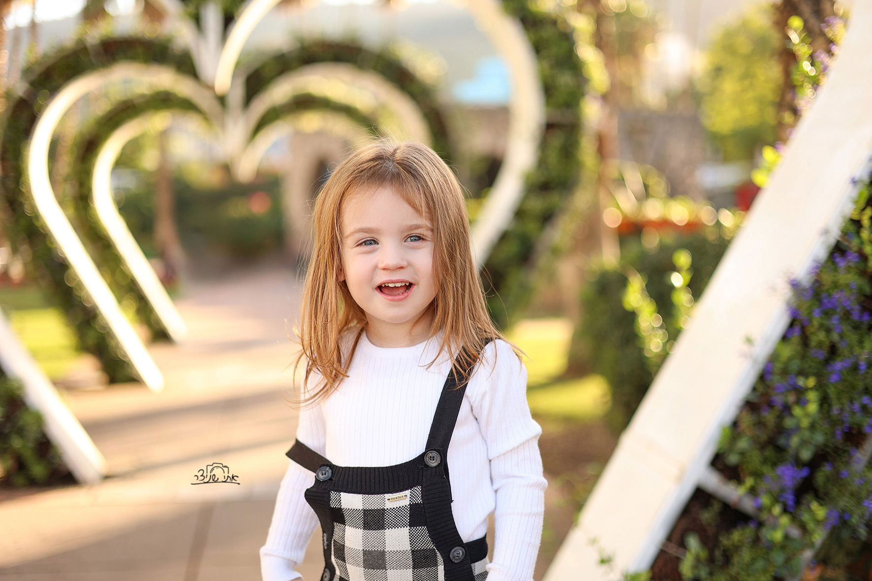 צילומי חלאקה משולבים בתמונות משפחתיות