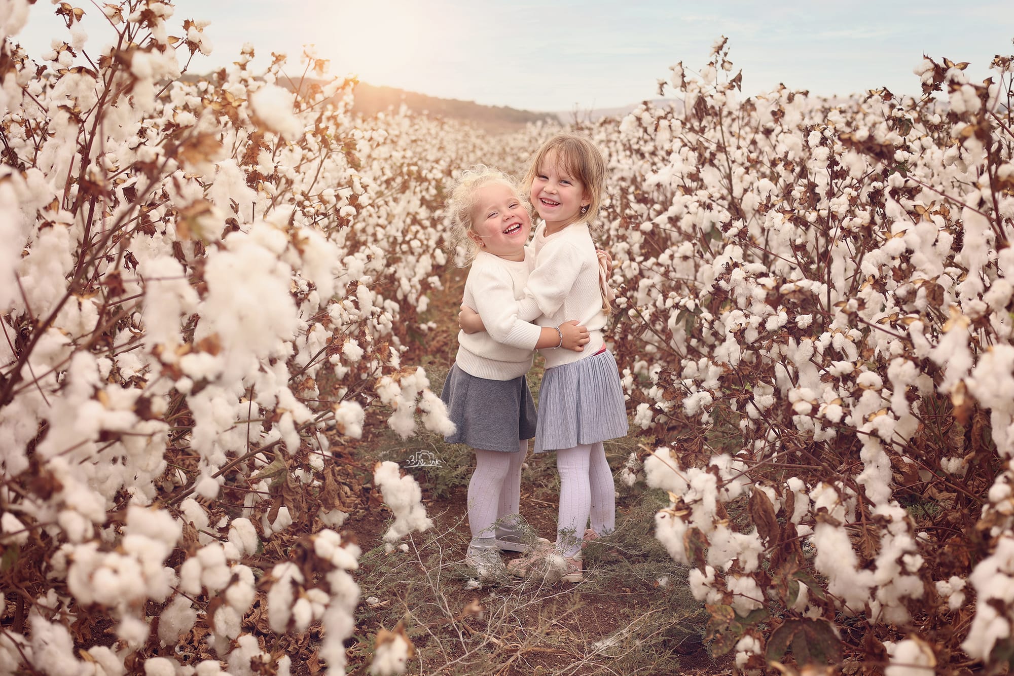 צחוק ושמחה והרבה אהבה