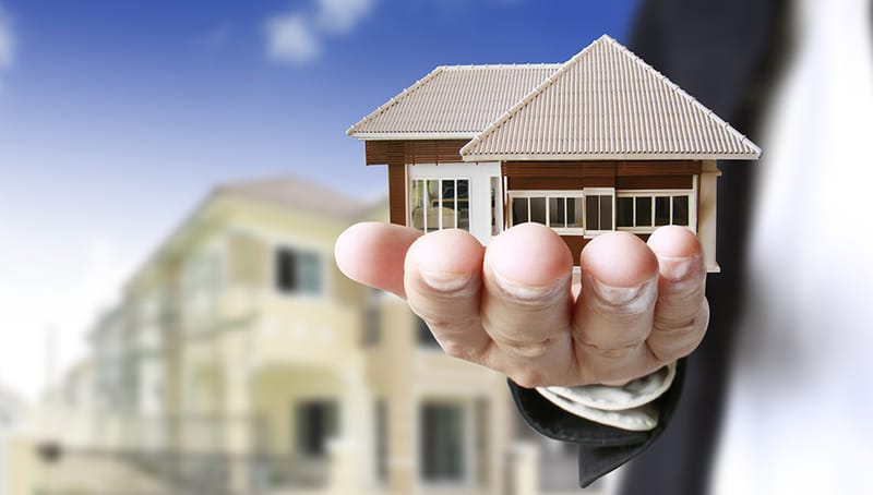 VUOI AFFIDARTI AD UN ESPERTO DEL SETTORE PER VENDERE O AFFITTARE CASA  ?