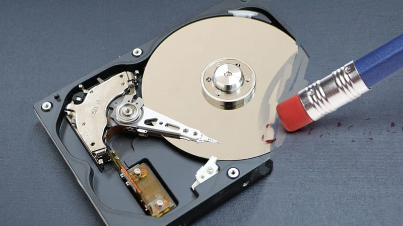 Should You Wipe a Laptop Before Returning It?