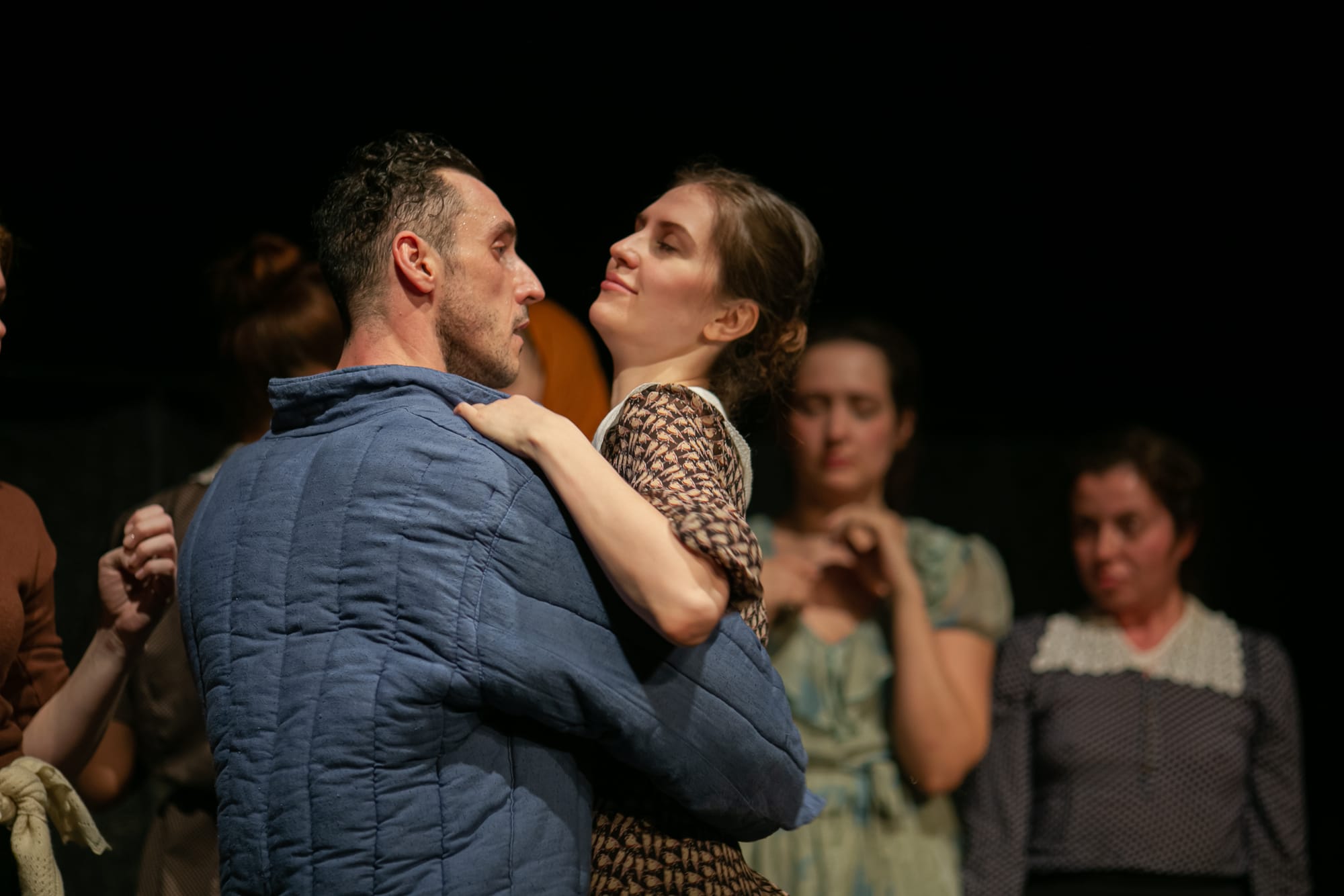 Спектакль "Девчата" по повести Д. Бедного от режиссера Анны Галиновой