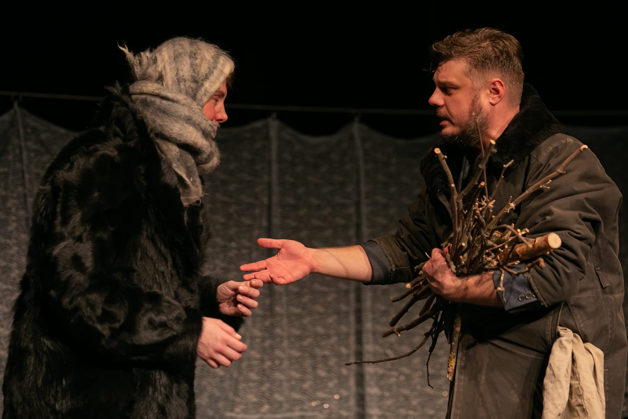 Спектакль "Девчата" по повести Д. Бедного от режиссера Анны Галиновой