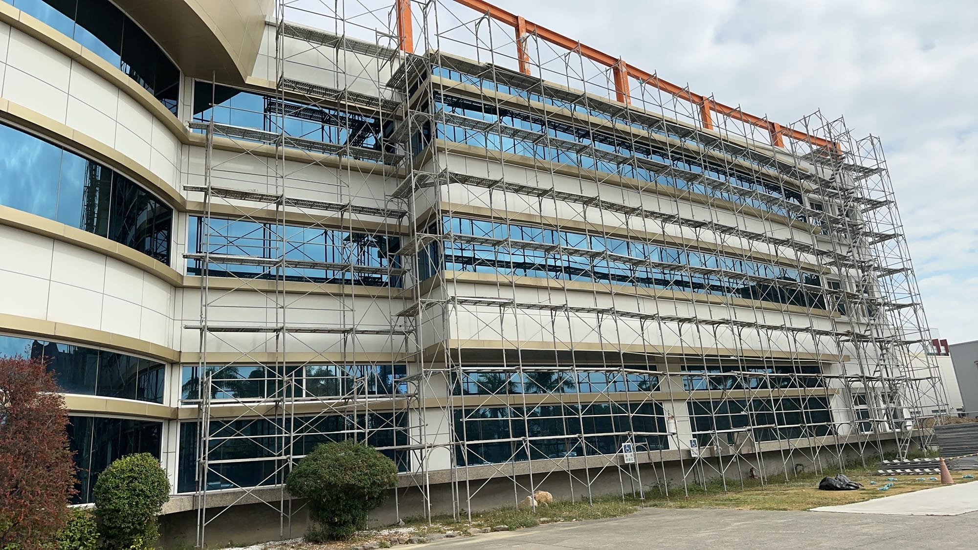 廠房整修暨外牆房水止漏工程