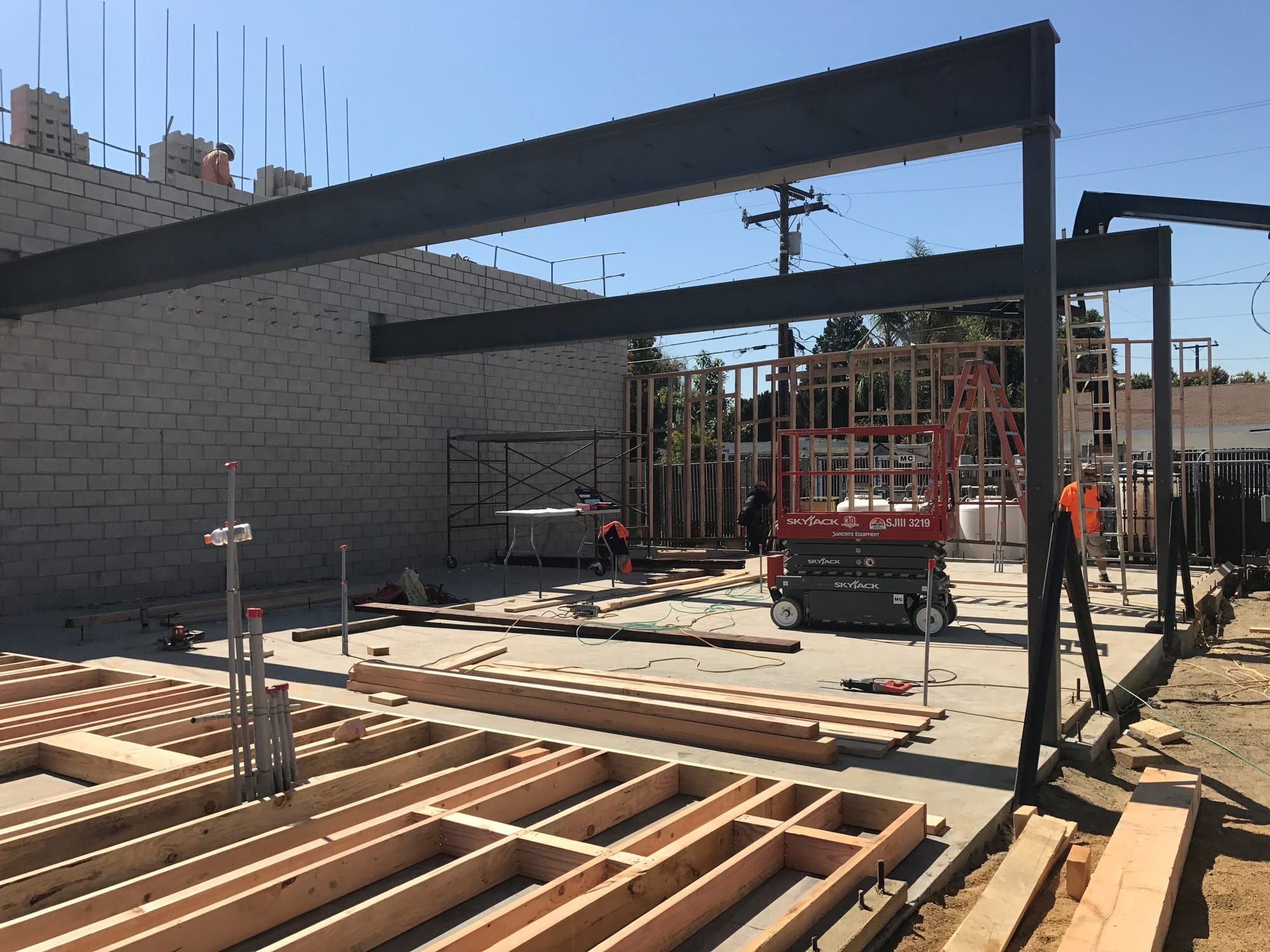 Design & Build (Residential & Commercial)