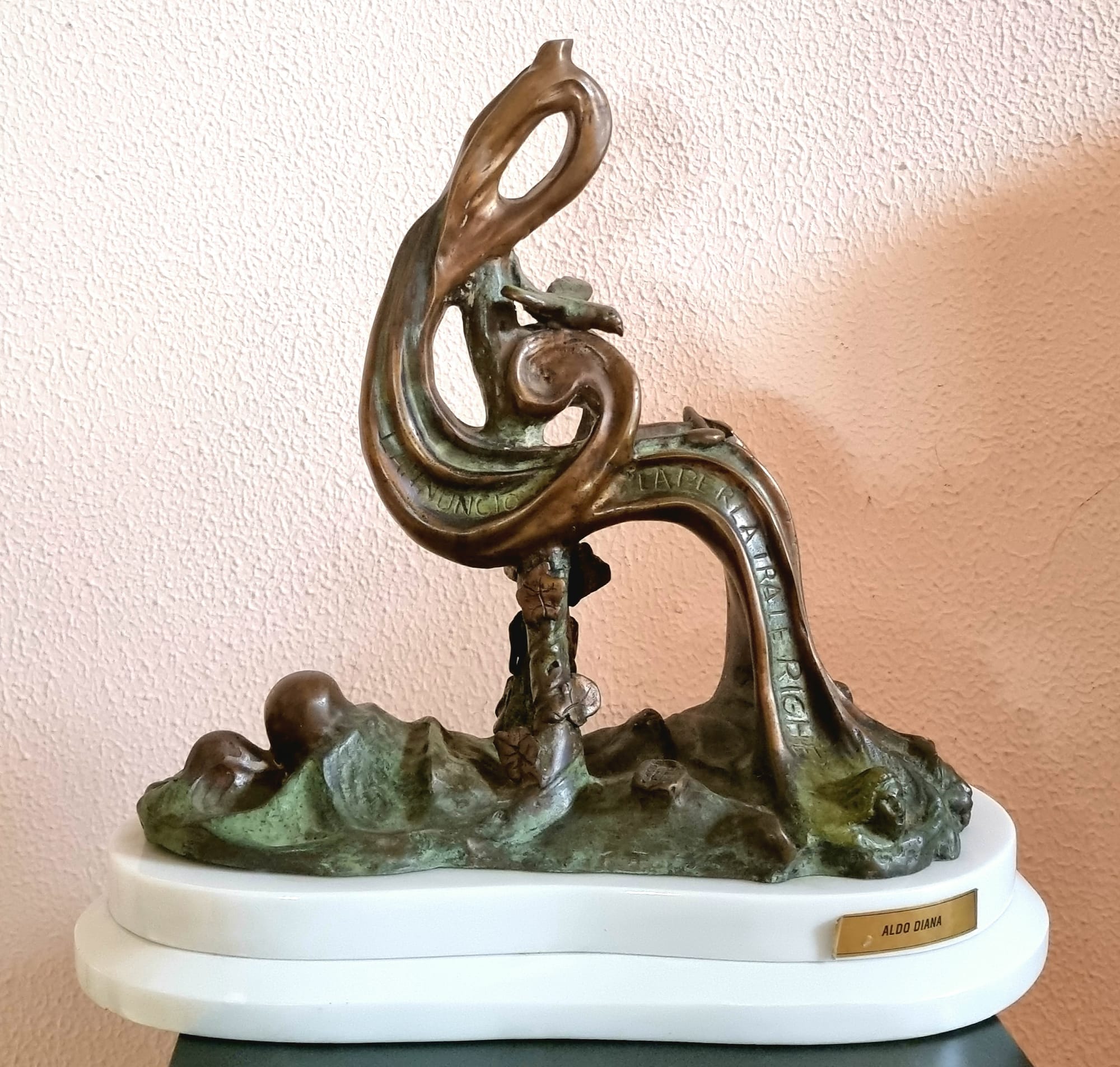 “Il Si di Maria” 2003, bronzo fusione cera persa, cm 27x28x13