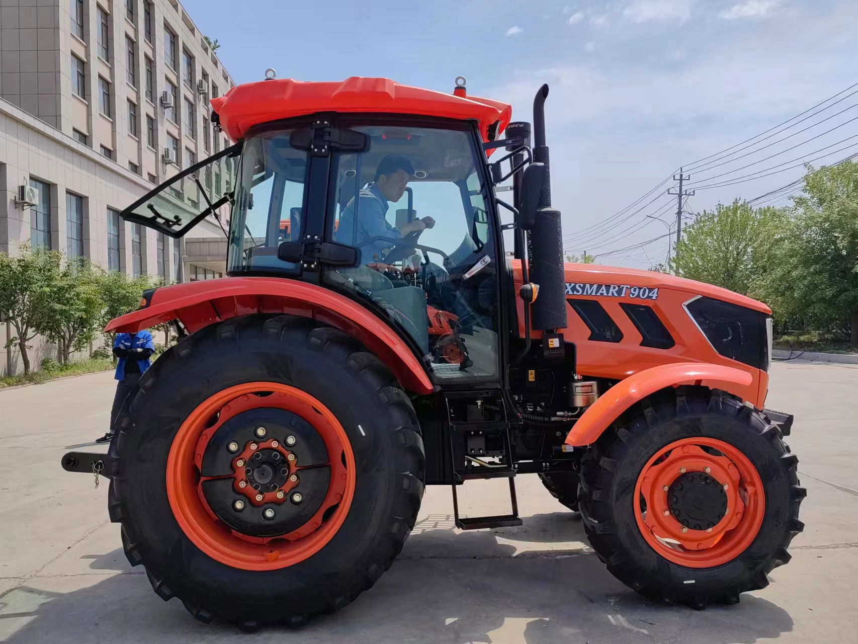 SMART High-Powered 90 Horsepower Tractor