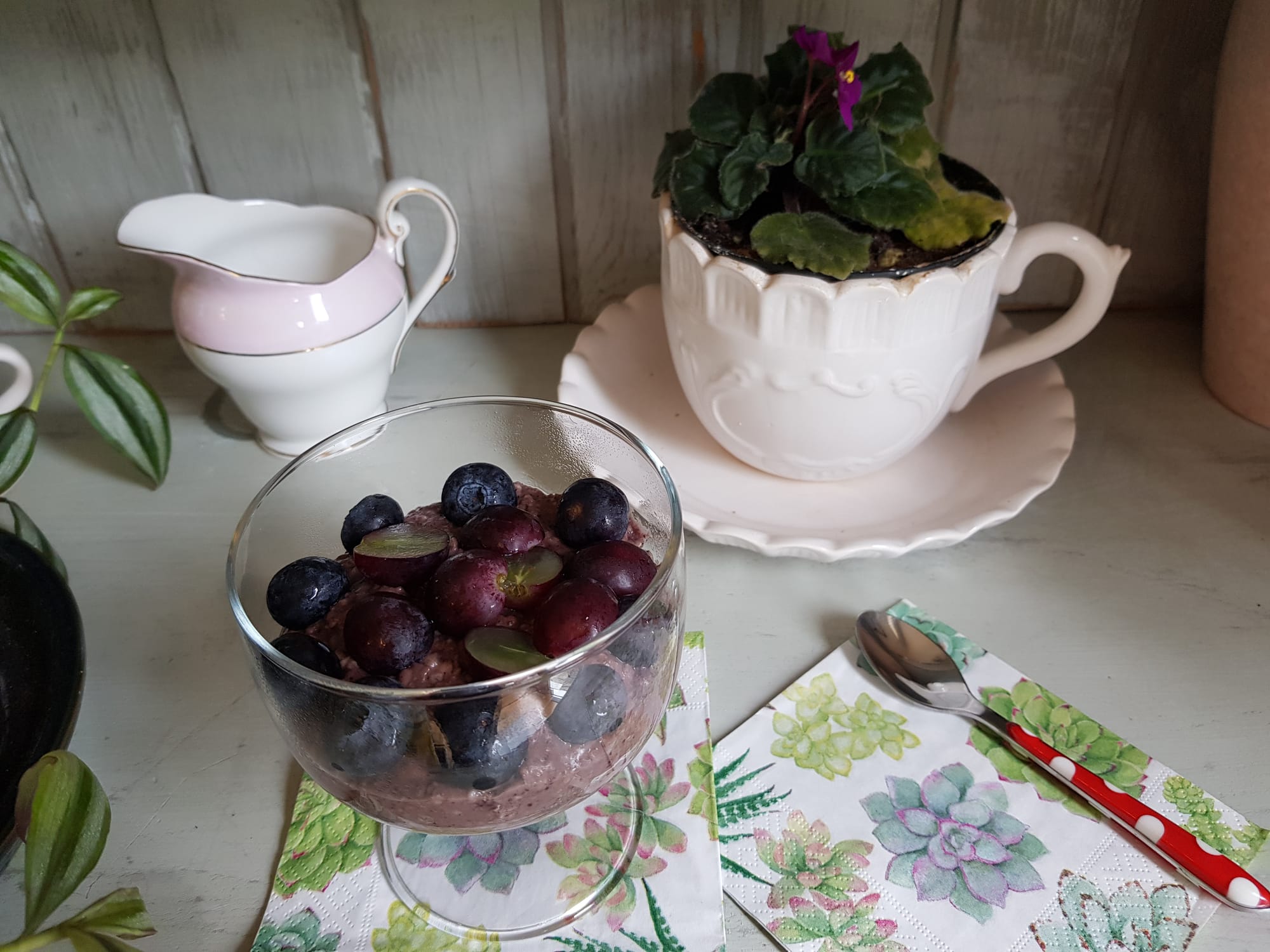 Porridge with Acai and Berries