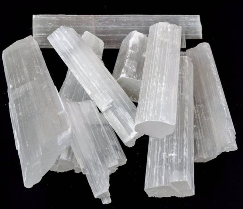 RAW SELENITE (100gm)