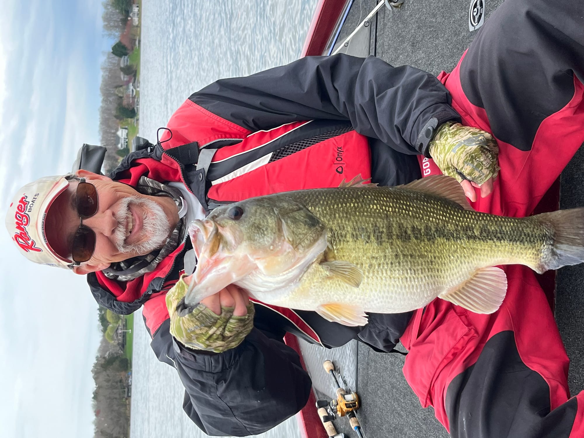 6lb 5 oz Lake Anna lunker