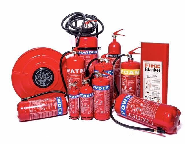 معدات مكافحة الحريق