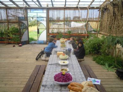 חאן - אירועים סדנאות ולינה 