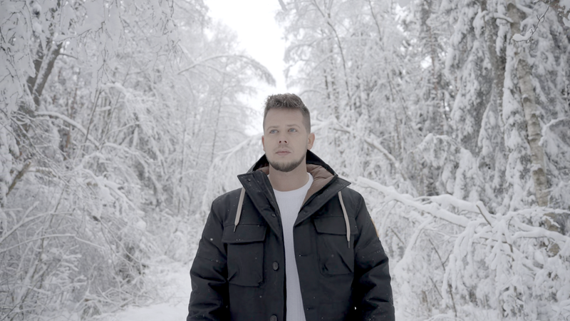 Aivo Oskis novēl, lai šajos Ziemassvētkos nevienam nebūtu “Sasodīti auksti”