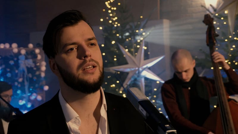 Ziemassvētku noskaņās tapusi jauna versija Mārtiņa Brauna un Māras Zālītes skaņdarbam "Mēness šūpuļdziesma zemei"